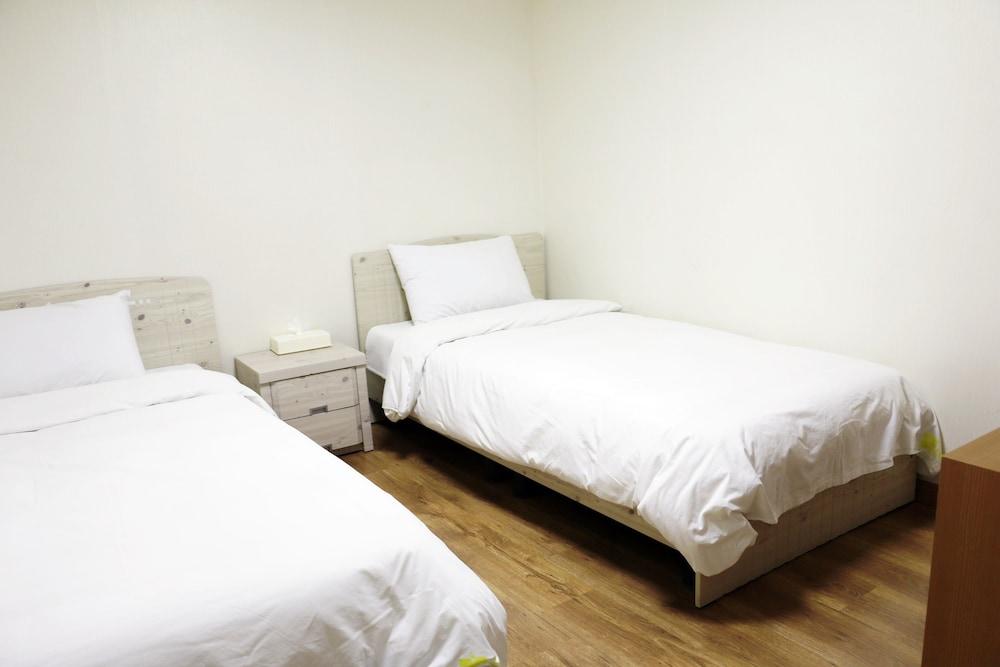 Mizo Guest house 2*